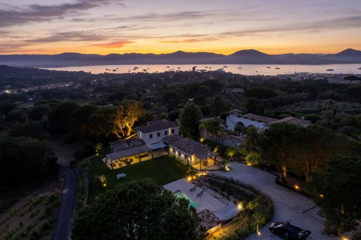 Image No.6-7 Bed House for sale