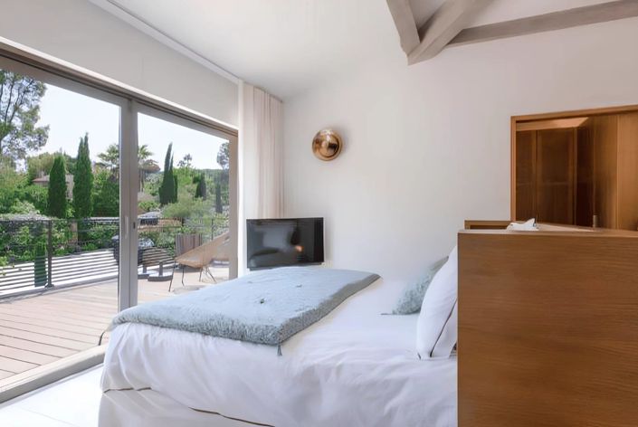 Image No.12-4 Bed House for sale