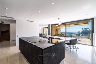 4 Bed Apartment for sale