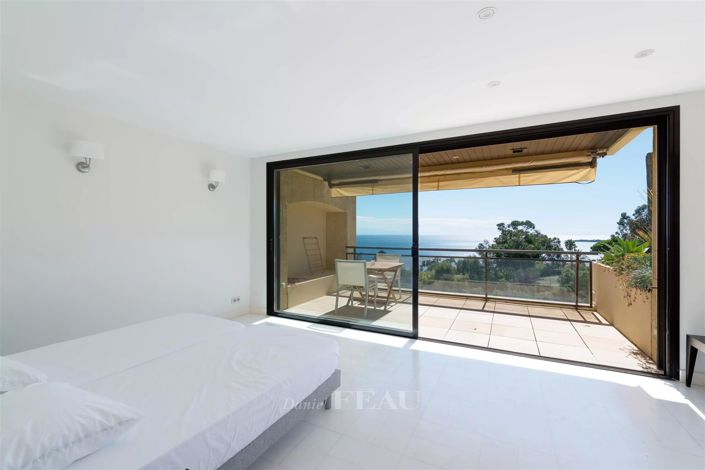 Image No.13-4 Bed Apartment for sale