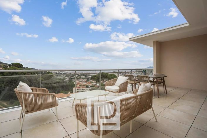 Image No.2-3 Bed Apartment for sale