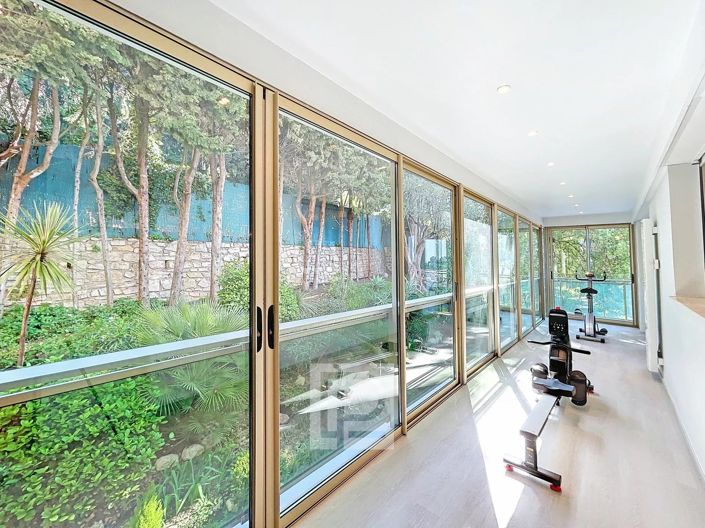 Image No.11-3 Bed Apartment for sale