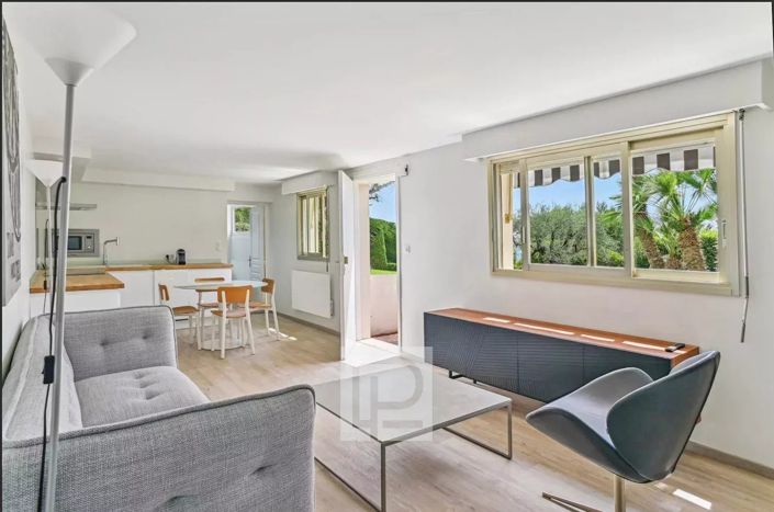 Image No.15-3 Bed Apartment for sale