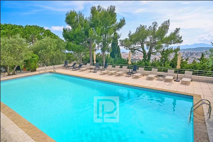 Image No.18-3 Bed Apartment for sale