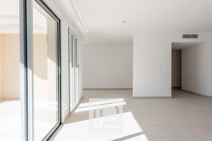 Image No.7-4 Bed Apartment for sale