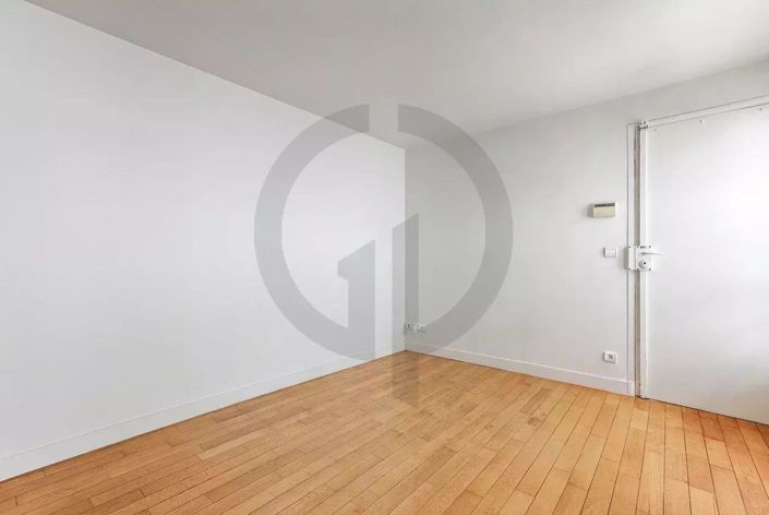 Image No.14-3 Bed Apartment for sale