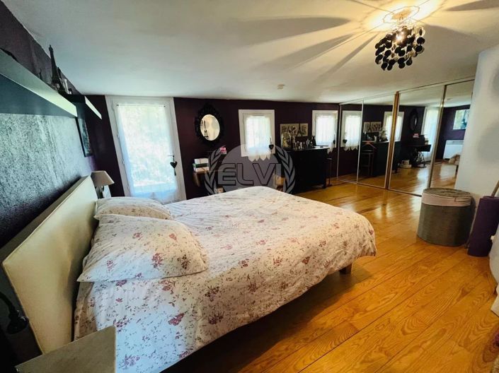 Image No.11-2 Bed House for sale