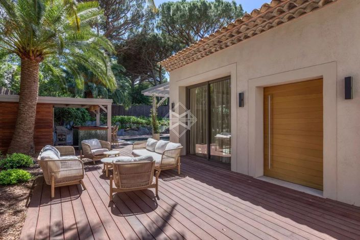 Image No.15-5 Bed House for sale