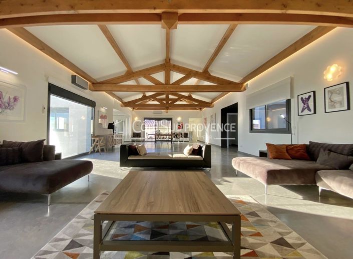 Image No.10-4 Bed House for sale