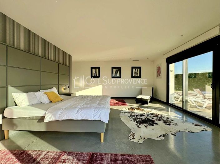 Image No.18-4 Bed House for sale