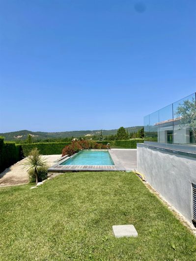 Image No.26-4 Bed House for sale