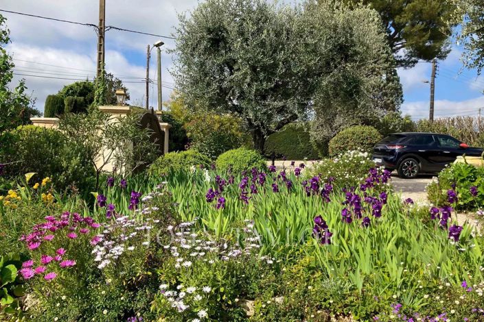 Image No.17-4 Bed House for sale