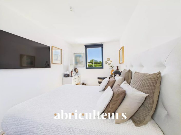 Image No.18-3 Bed House for sale