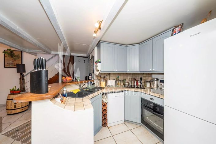 Image No.6-1 Bed House for sale