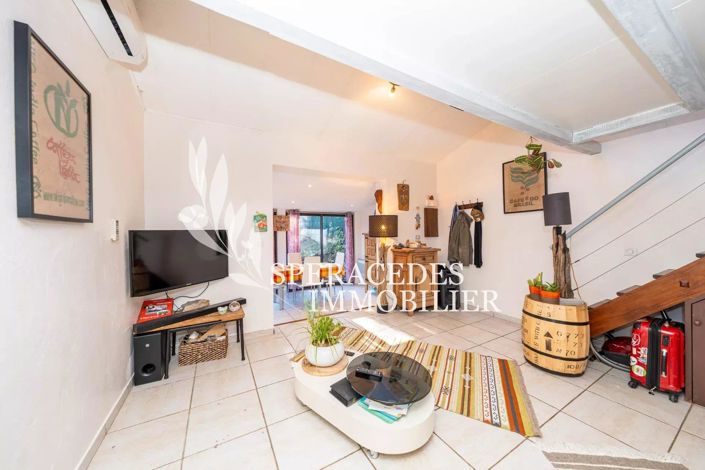 Image No.7-1 Bed House for sale