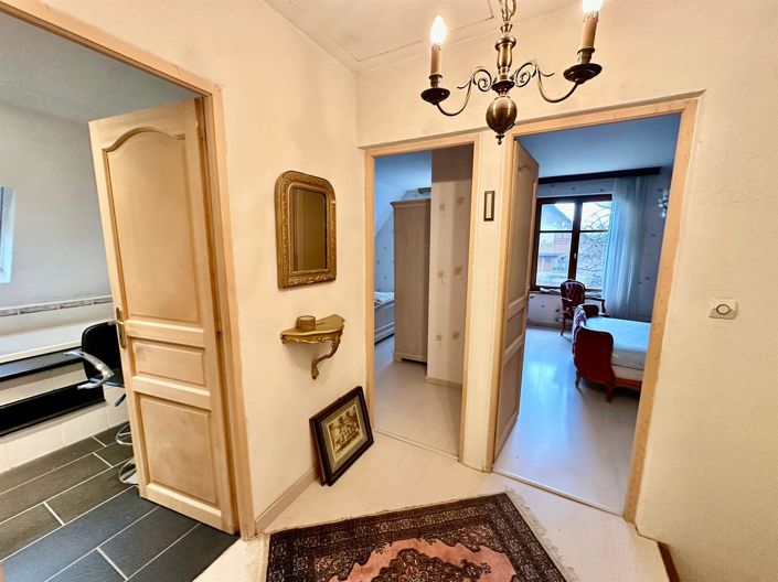 Image No.12-4 Bed House for sale