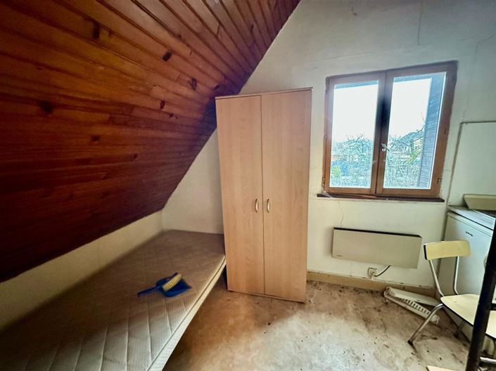 Image No.20-4 Bed House for sale