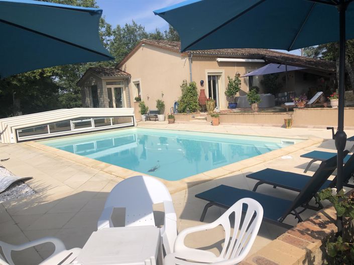 Image No.1-6 Bed House for sale