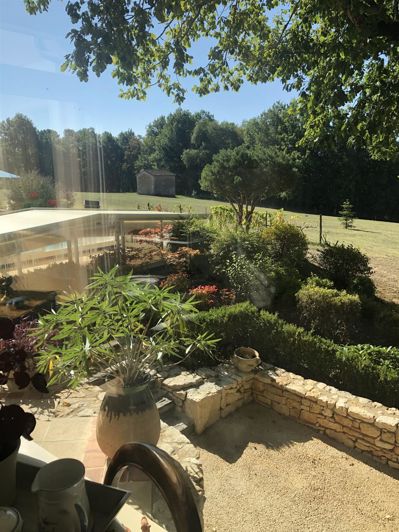 Image No.44-6 Bed House for sale