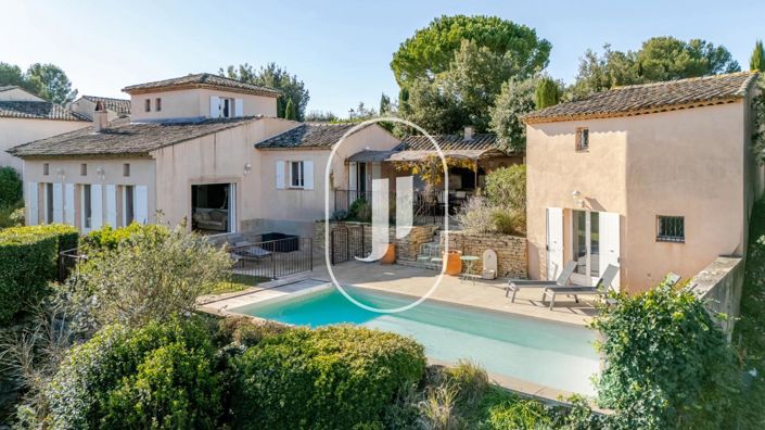 Image No.1-4 Bed House for sale