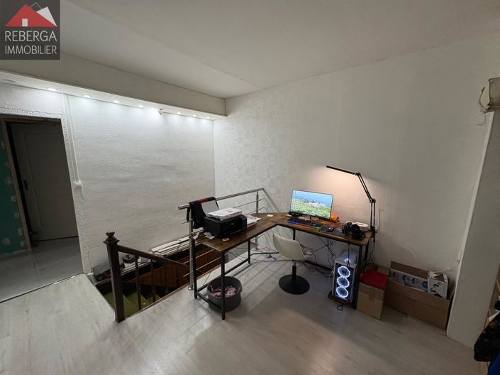 Image No.15-4 Bed House for sale