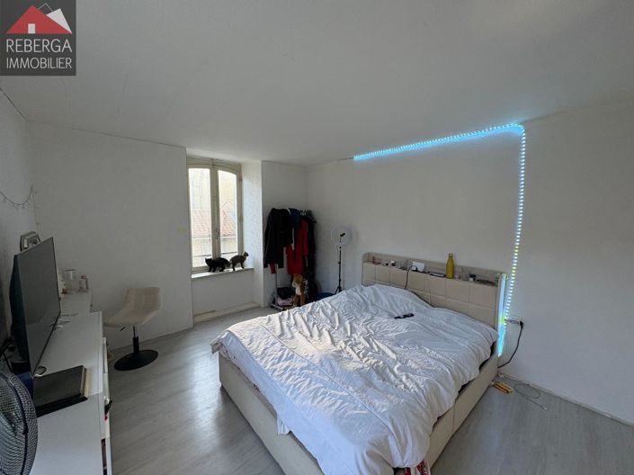 Image No.22-4 Bed House for sale