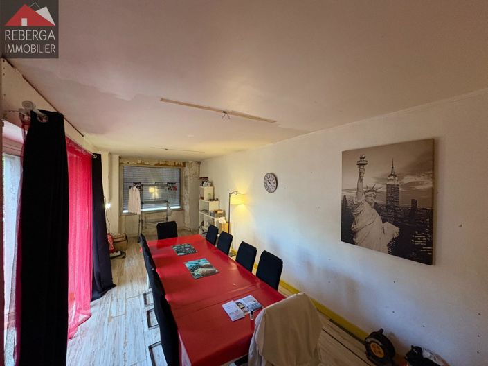 Image No.6-4 Bed House for sale