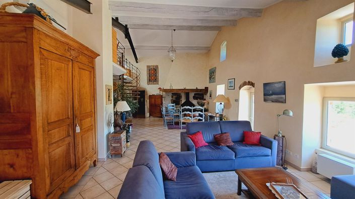 Image No.4-5 Bed House for sale