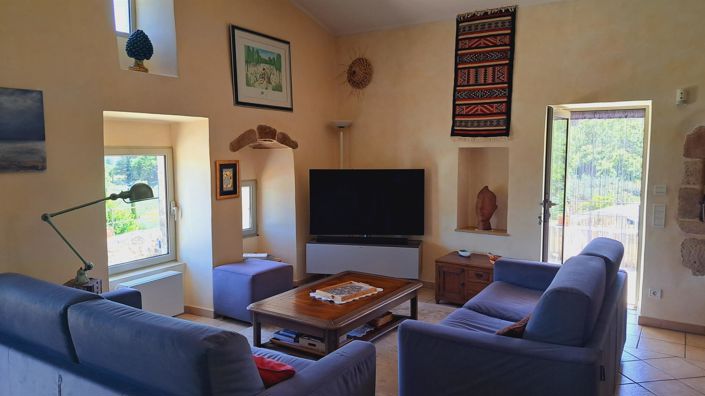 Image No.5-5 Bed House for sale