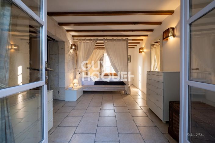 Image No.15-4 Bed House for sale