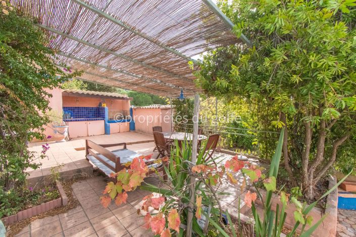 Image No.1-3 Bed House for sale