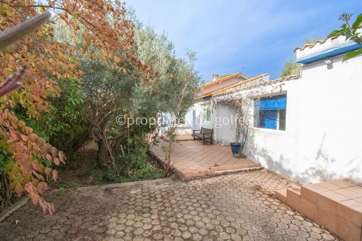 Image No.21-3 Bed House for sale