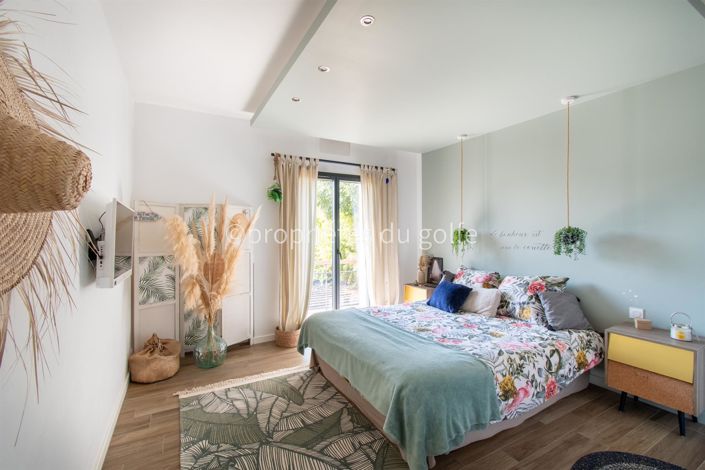 Image No.14-4 Bed House for sale