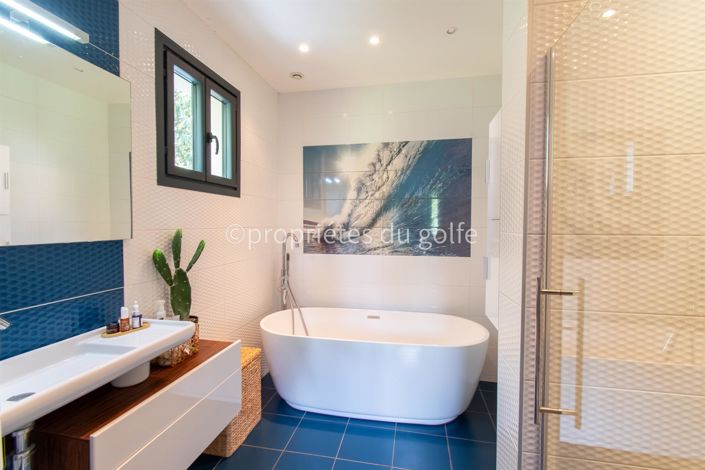 Image No.15-4 Bed House for sale