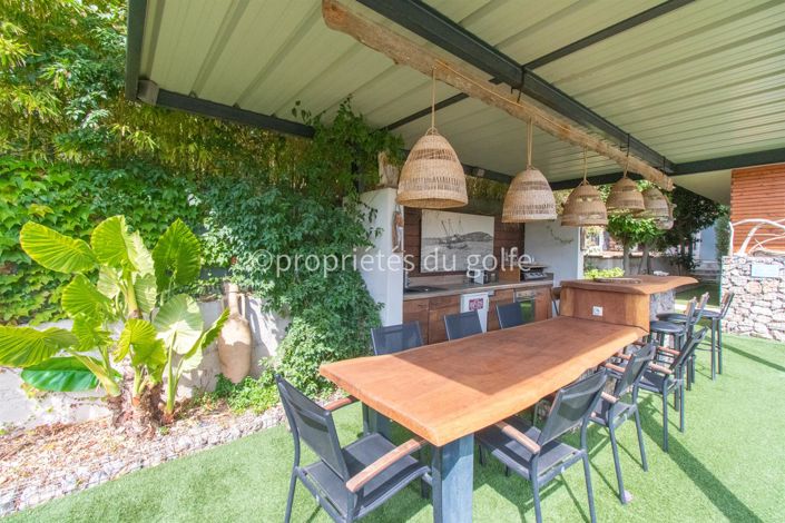 Image No.6-4 Bed House for sale