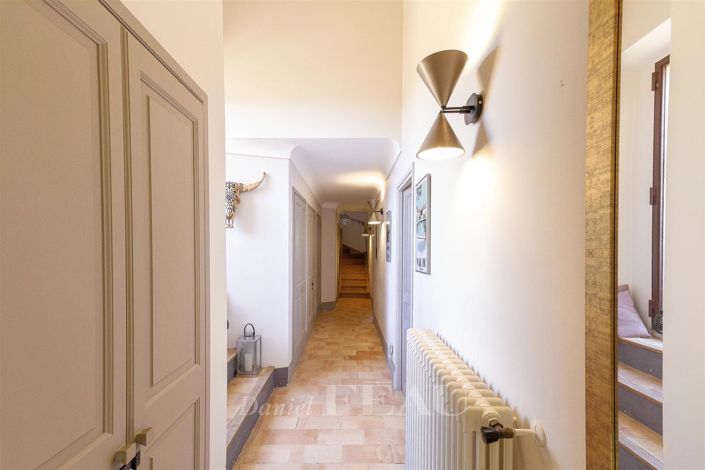 Image No.6-3 Bed House for sale