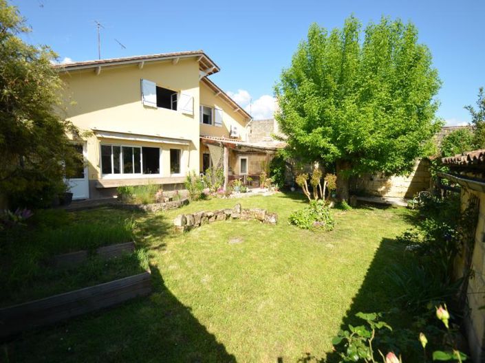 Image No.20-6 Bed House for sale