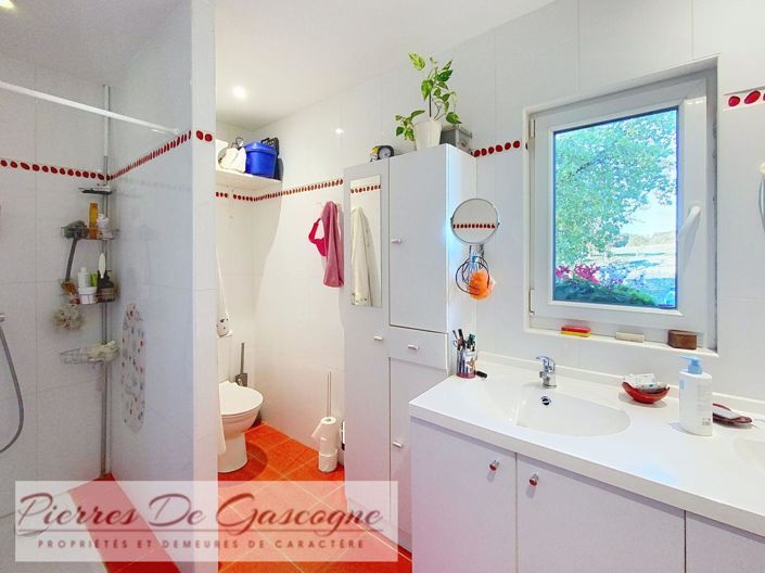 Image No.9-Maison de 7 chambres à vendre à Fleurance