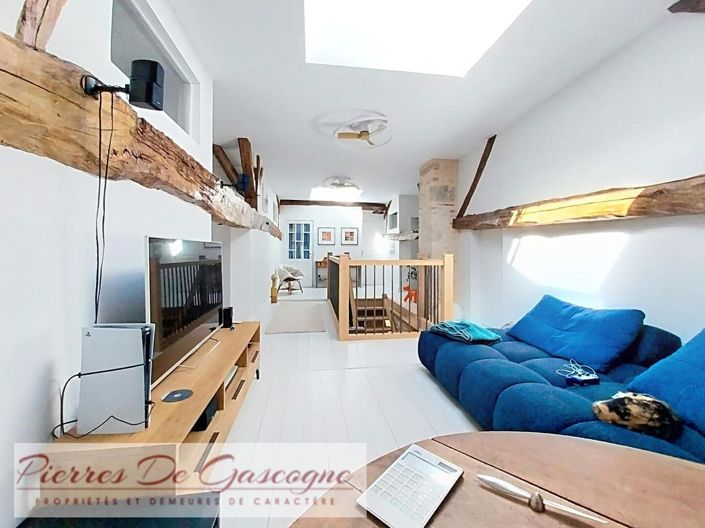 Image No.14-8 Bed House for sale