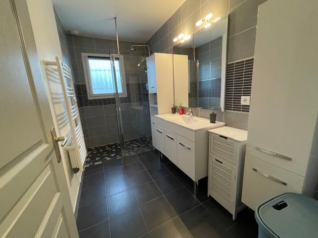 Image No.5-4 Bed House for sale