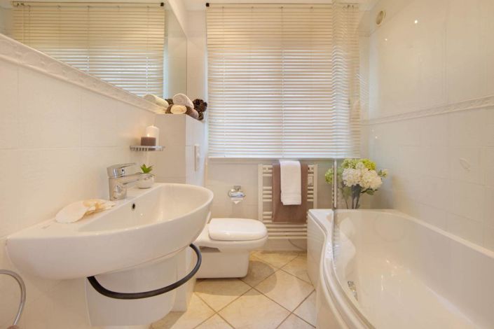 Image No.10-4 Bed House for sale