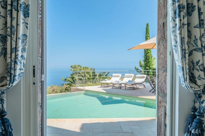 Image No.8-4 Bed House for sale