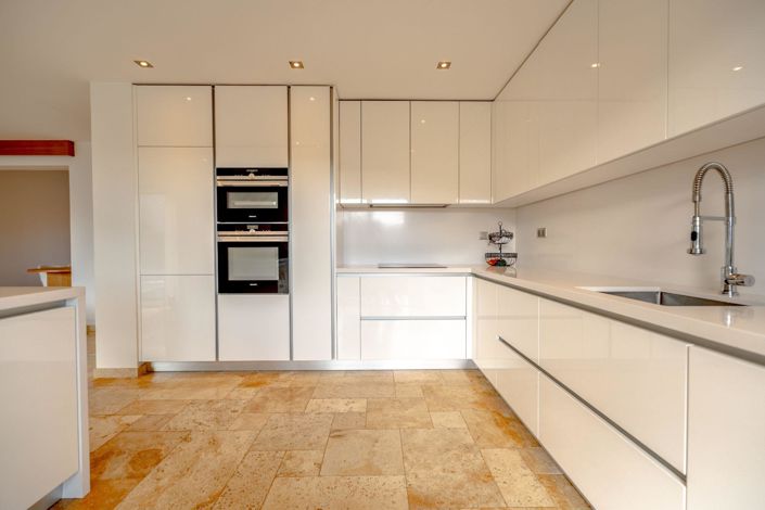 Image No.5-3 Bed House for sale