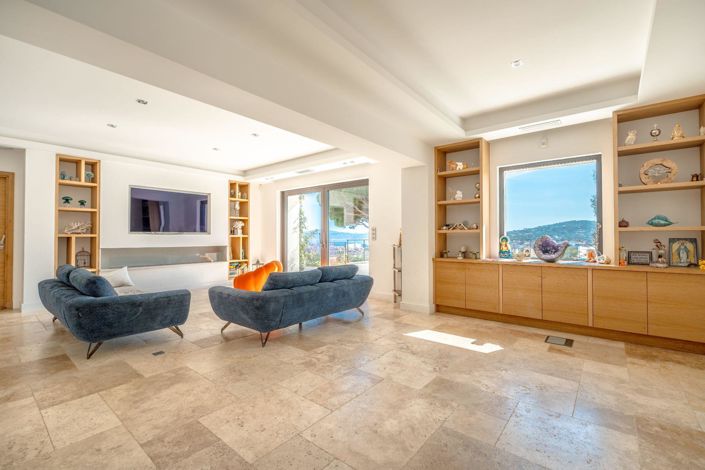 Image No.5-Maison de 5 chambres à vendre à Sainte-Maxime