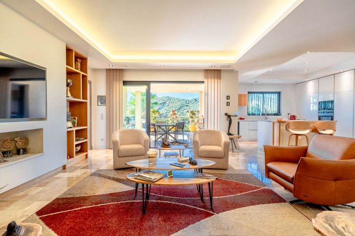 Image No.3-3 Bed House for sale