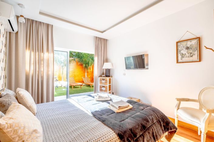 Image No.10-4 Bed House for sale