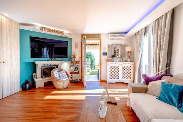 Image No.4-4 Bed House for sale