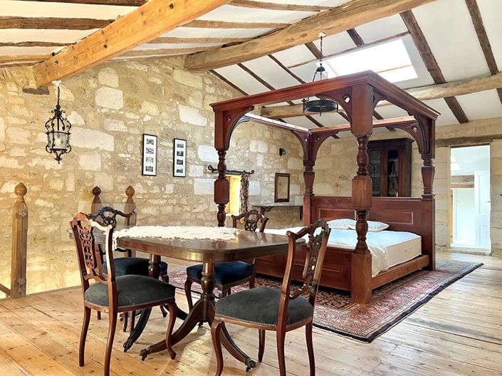 Image No.15-7 Bed House for sale