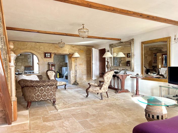 Image No.9-7 Bed House for sale