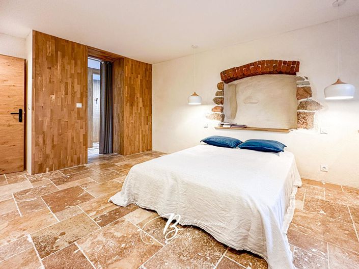 Image No.12-3 Bed House for sale